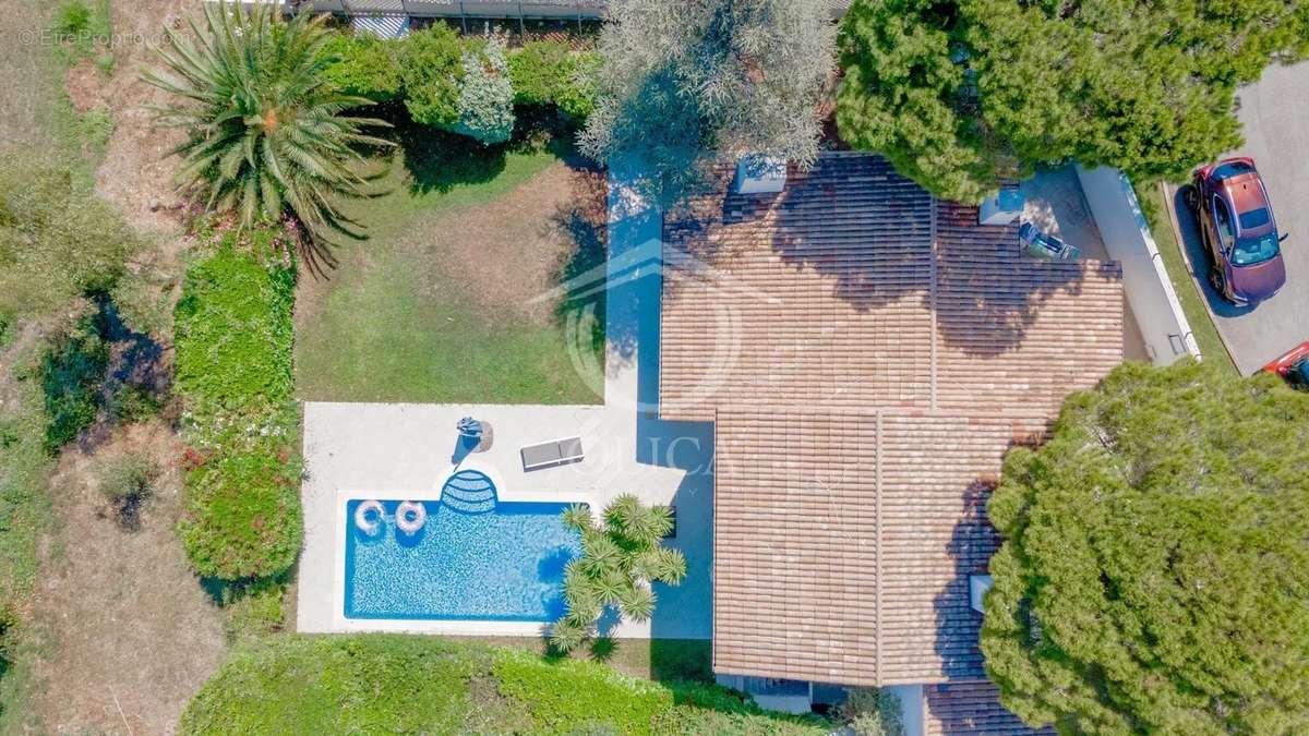 Maison à VILLENEUVE-LOUBET