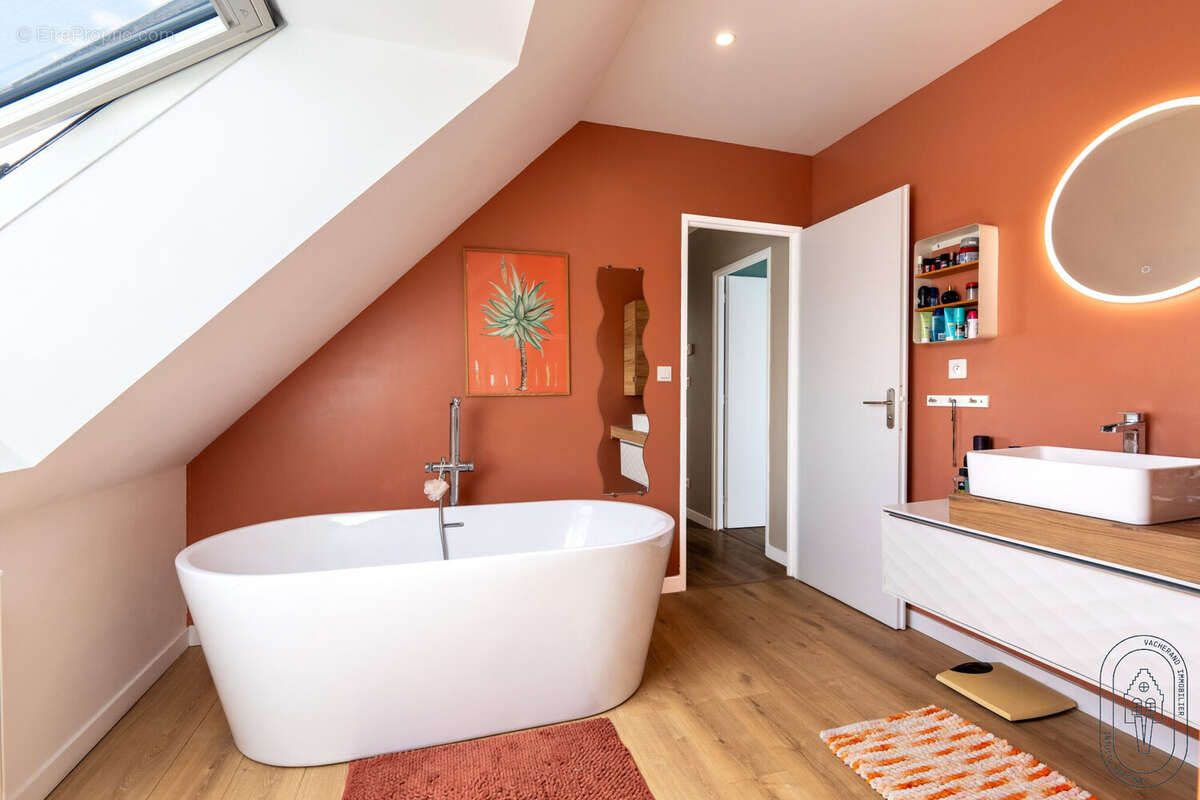 Maison 108 m² à Hoymille  - photo 4