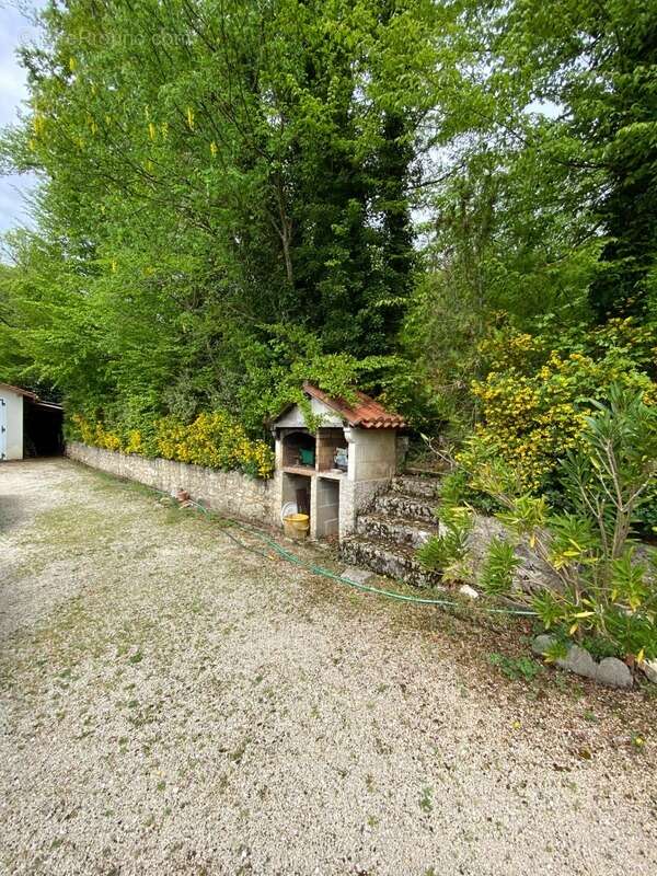 Maison à TOUVRE