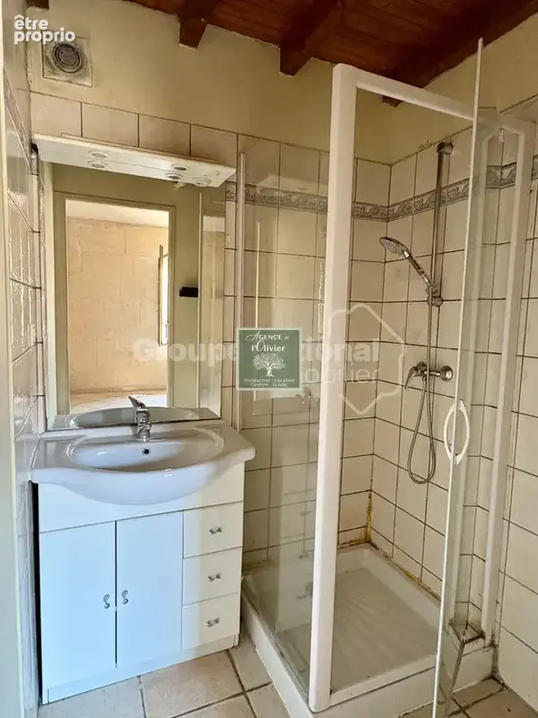 ARLES. Grand duplex centre ville. - photo 7