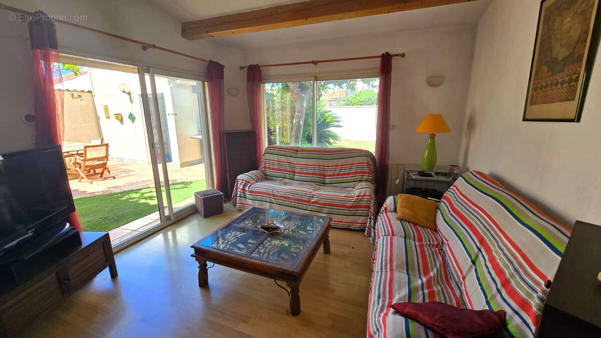 Maison à CANET-EN-ROUSSILLON