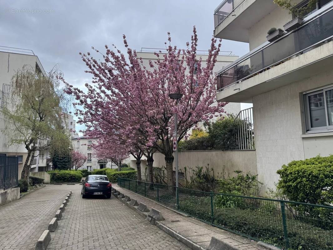 Appartement à PARIS-19E