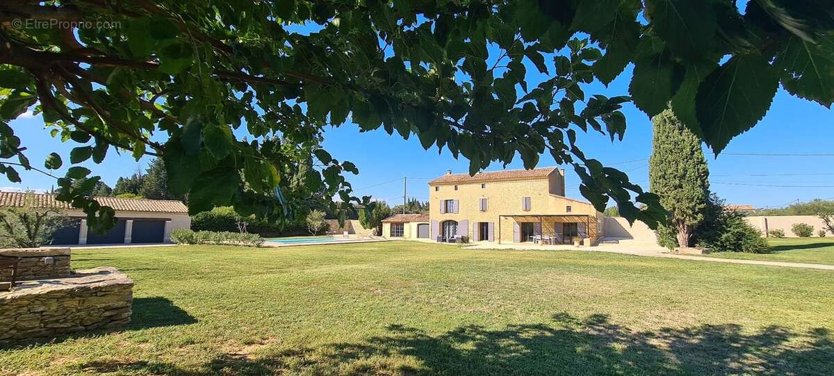 Maison à SAINT-QUENTIN-LA-POTERIE