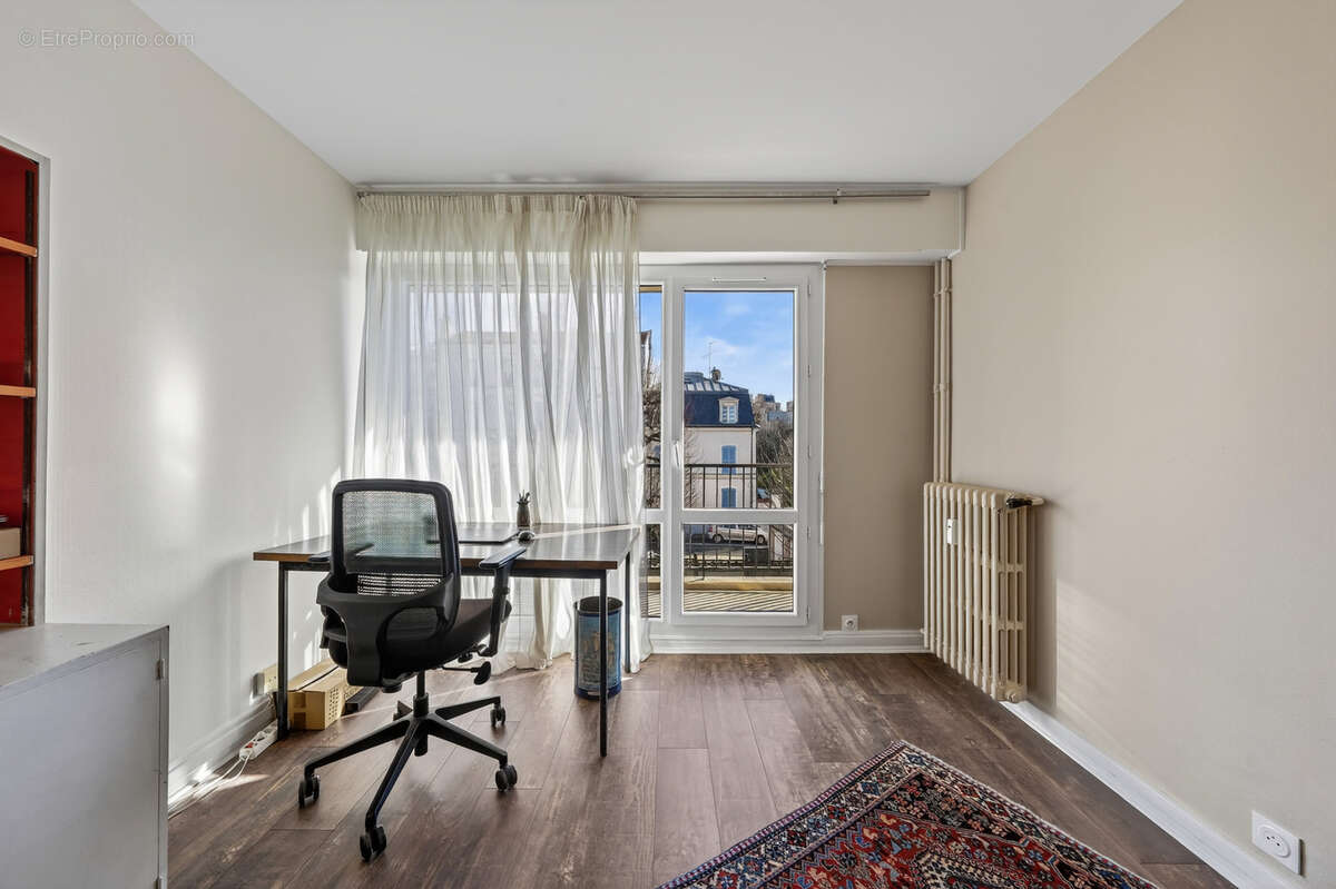 Appartement à FONTENAY-SOUS-BOIS