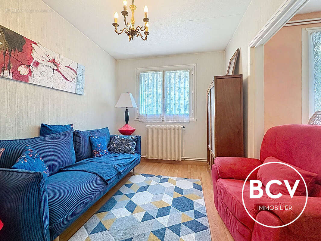 Appartement à LUCE