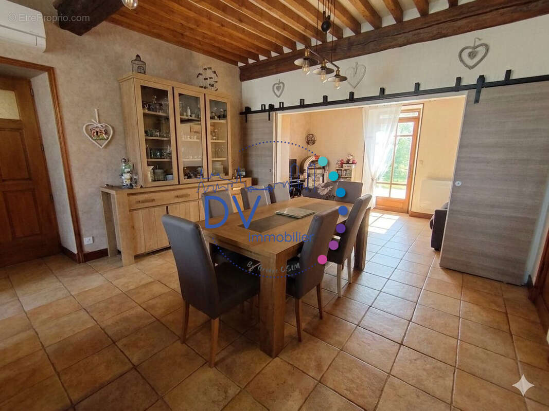 Maison à SAINT-VINCENT-DE-REINS