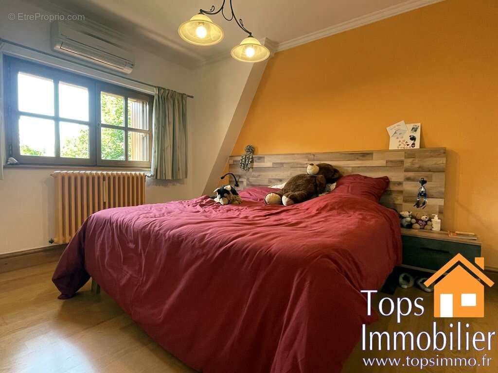 Maison à VILLEFRANCHE-DE-ROUERGUE