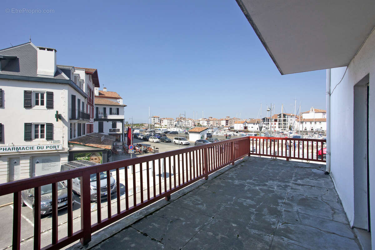 Appartement à CIBOURE