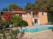 Maison à CHARBONNIERES-LES-BAINS