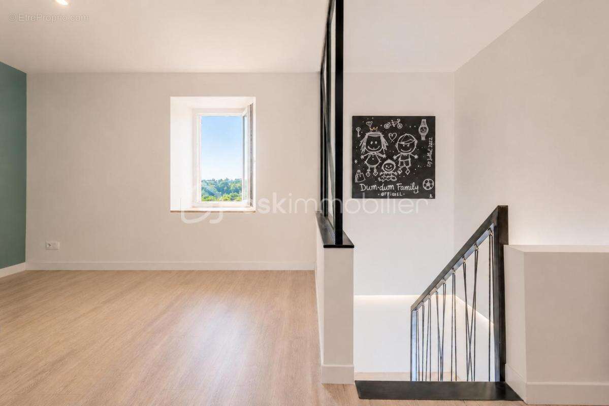 Appartement à PRINGY
