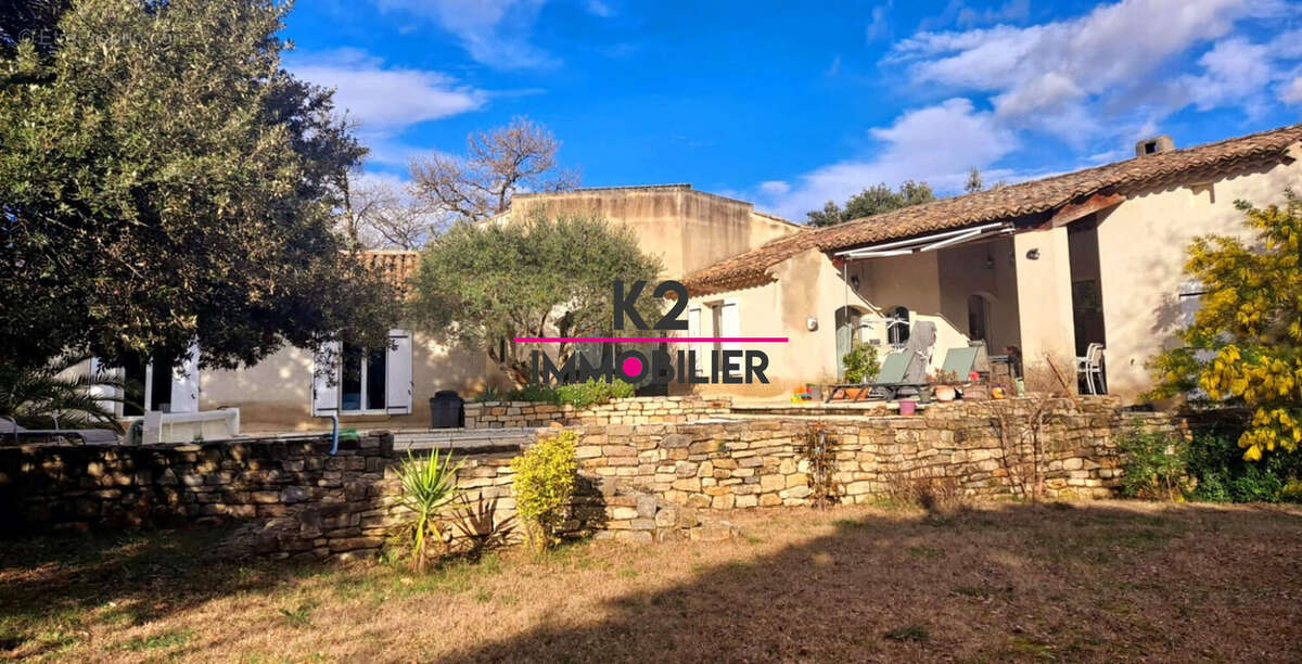 Maison à DONZERE