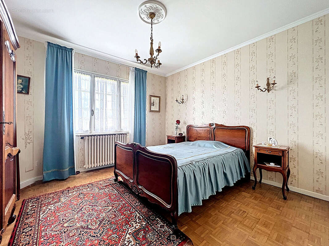 Maison à SAINT-ORENS-DE-GAMEVILLE
