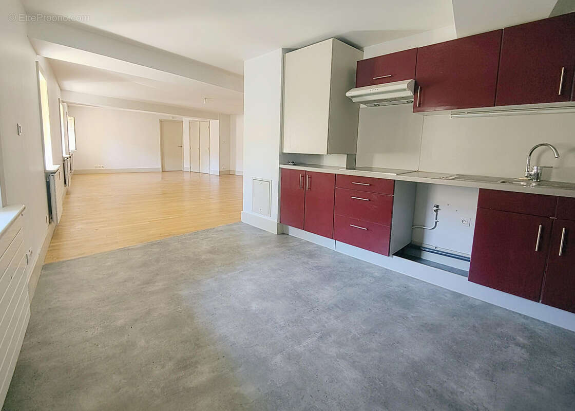 Appartement à LYON-5E