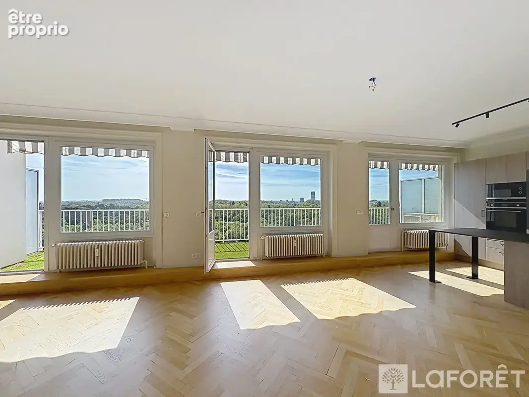 Bien rare!  MAGNIFIQUE Appartement T4 -104.72 m2 terrasse dernier étage - photo 3