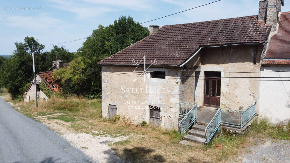 Maison à AJAT