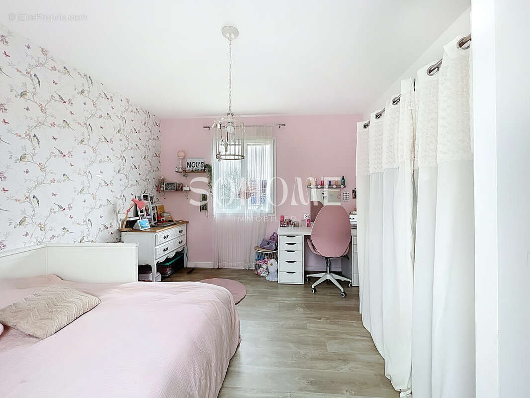 Maison à LES MAZURES