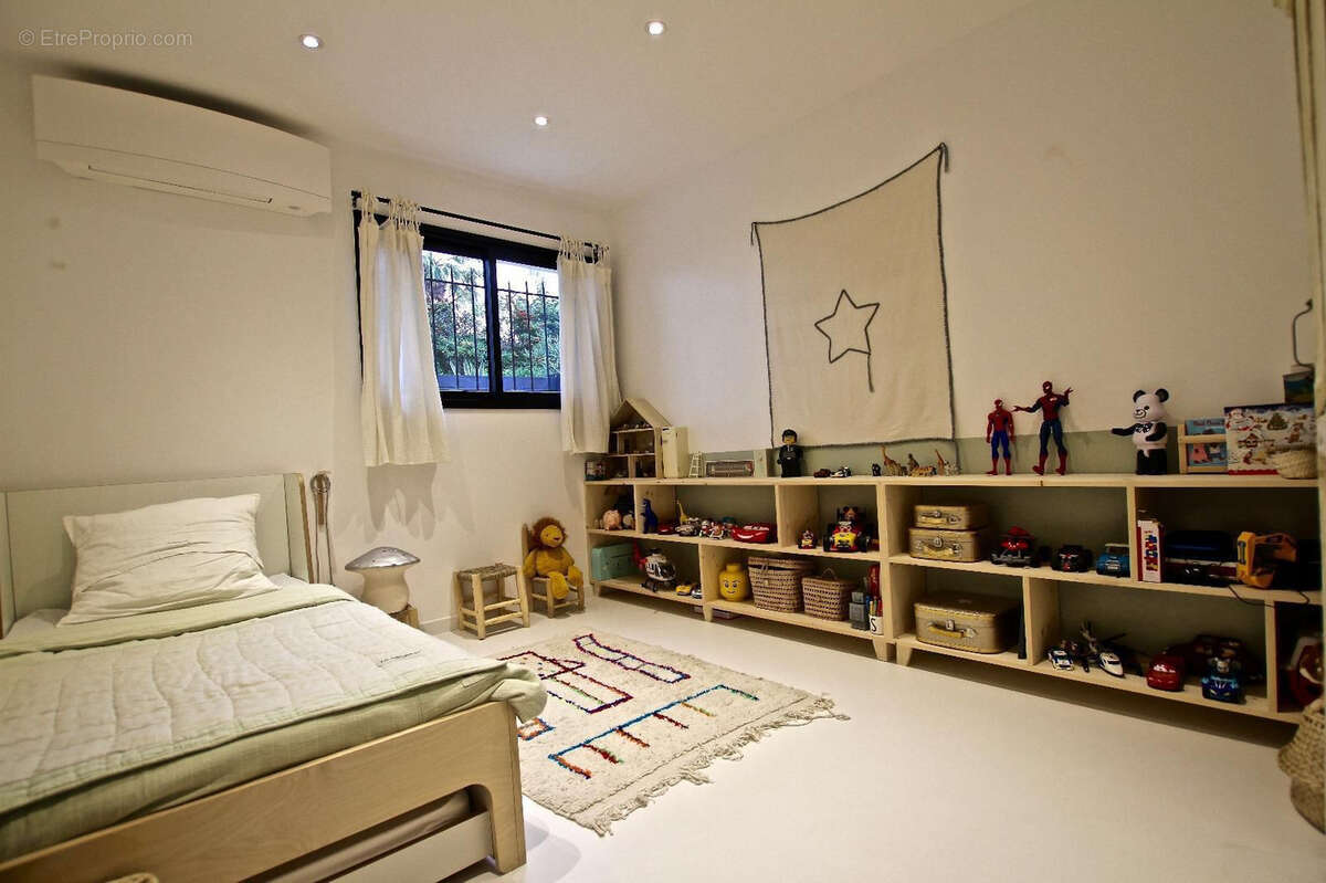 Maison à VILLENEUVE-LOUBET