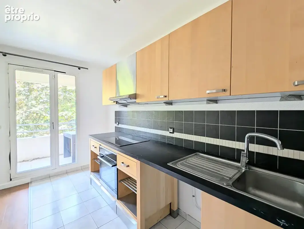 T3 lumineux - Grand Balcon & Vue Jardin - Asnières - photo 13
