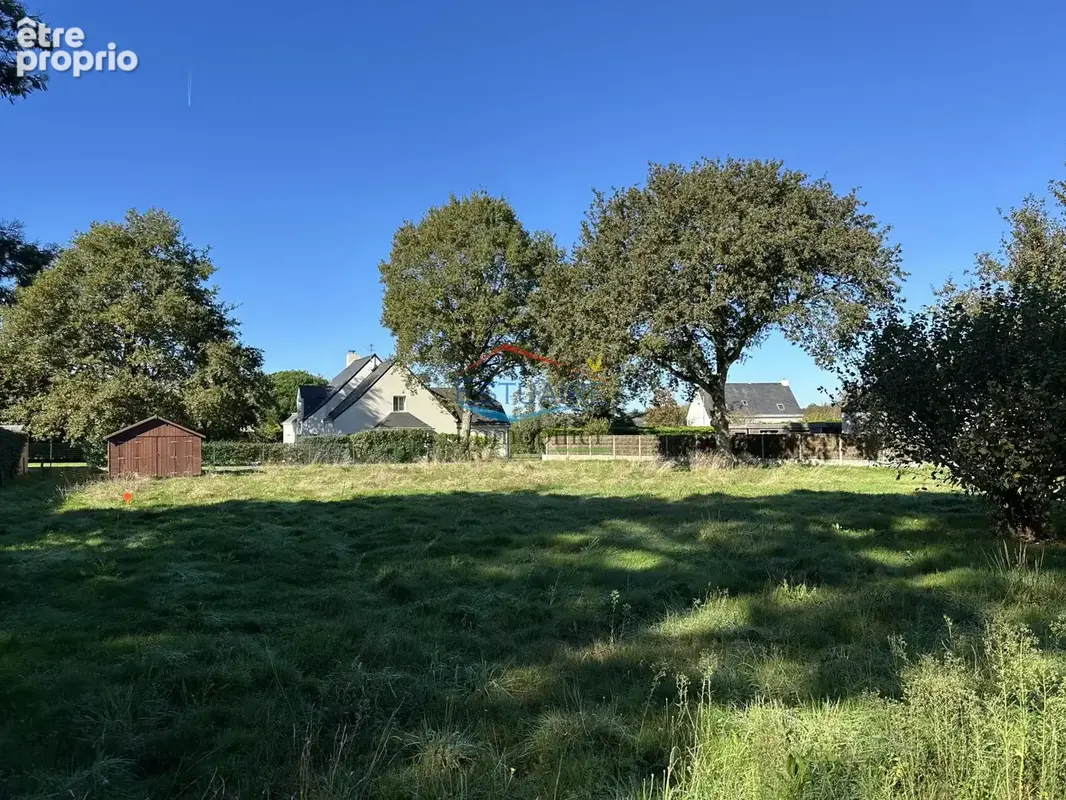 Terrain 937 m² à vendre à Saint-Molf (44350) - photo 1