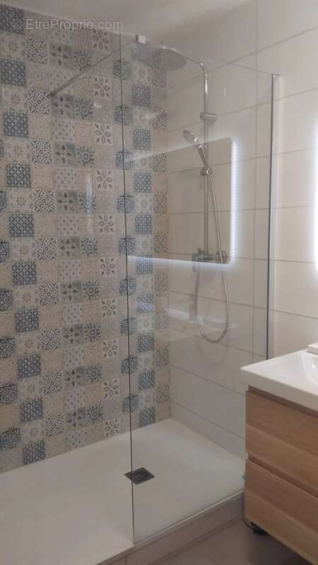 Appartement à MARSEILLE-9E