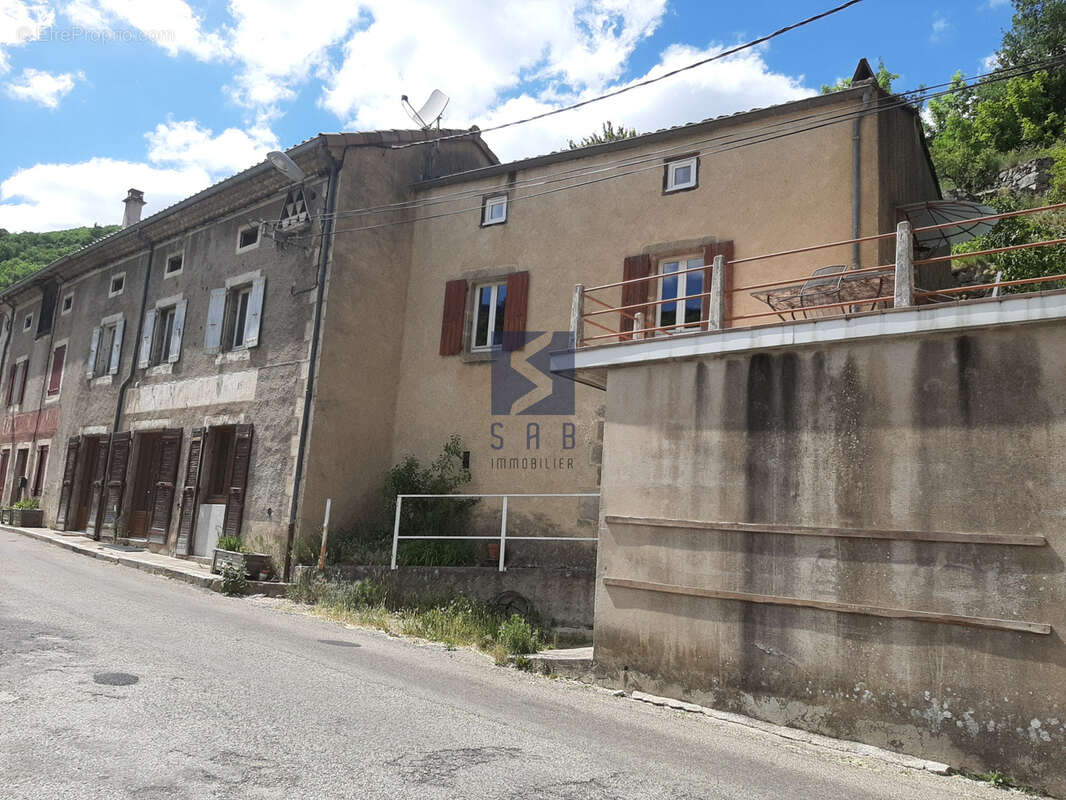 Maison à ALBON-D'ARDECHE