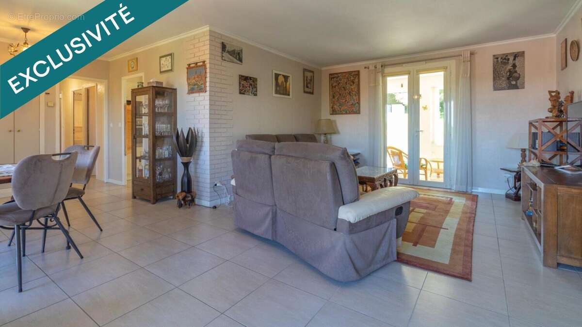 Maison 93 m² à Saint-Nexans  - photo 4