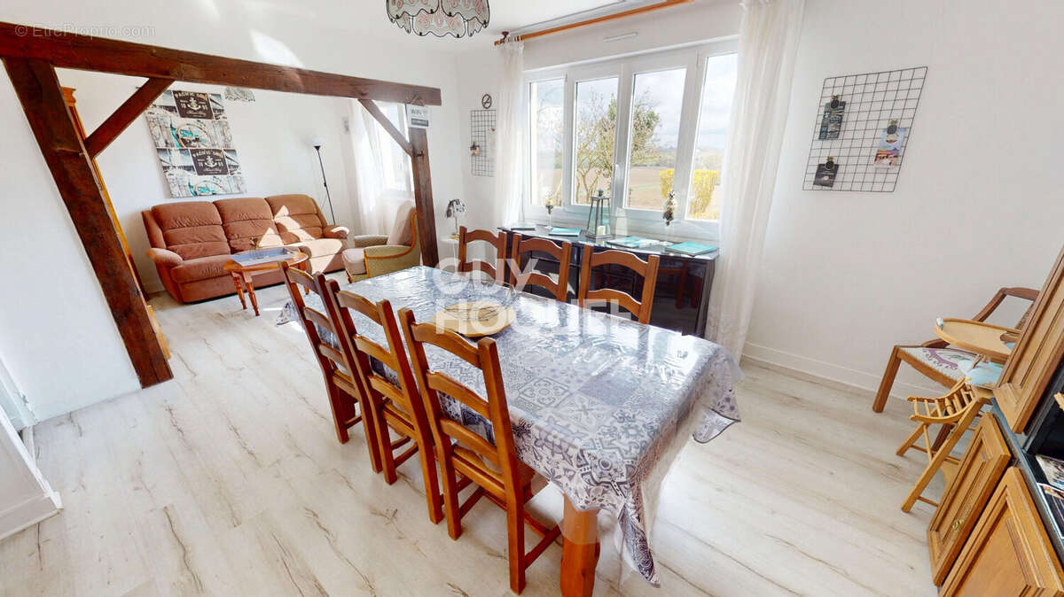 Maison à PLEINE-FOUGERES