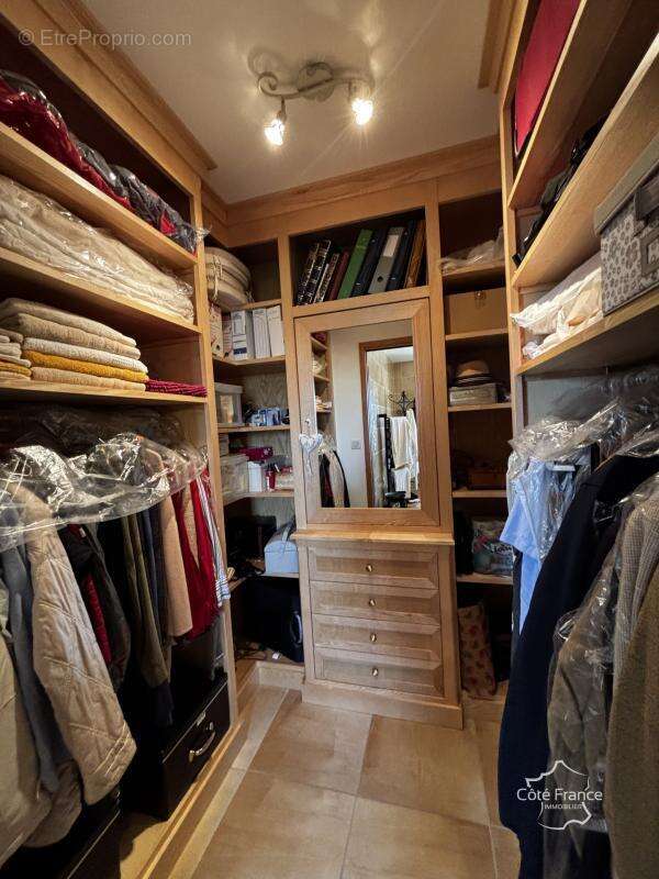 Maison à SAINT-CONSTANT