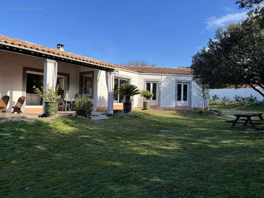 Maison à ORTHOUX-SERIGNAC-QUILHAN