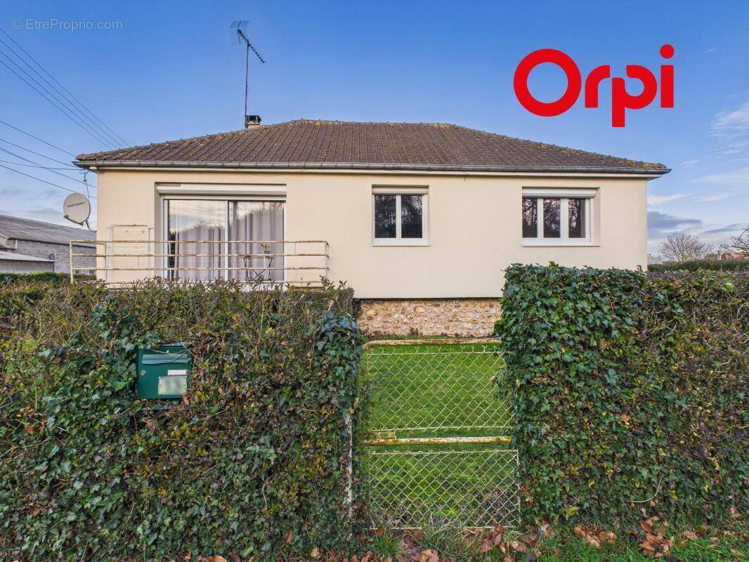 Maison à BEAUMONT-LE-ROGER