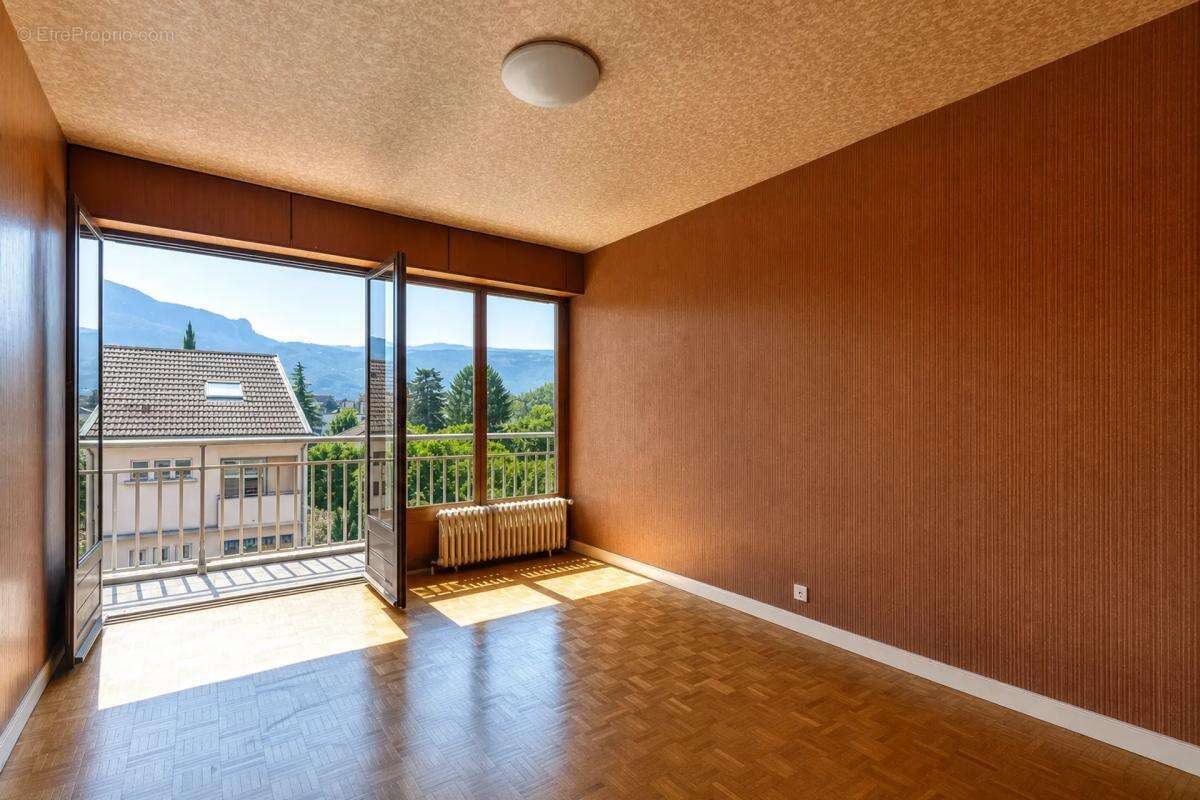 Appartement de 5 pièces de 112 m² à Grenoble - photo 6