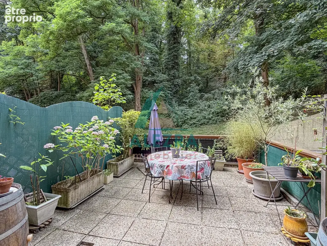 Appartement à LA CELLE-SAINT-CLOUD