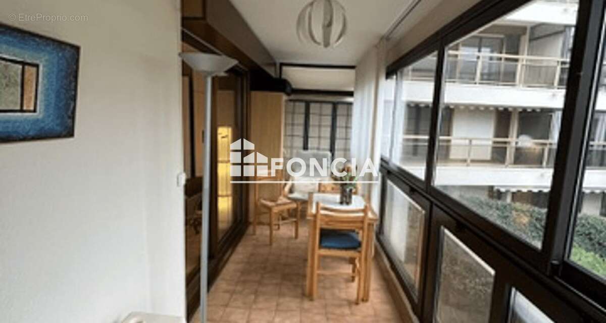 Appartement à MANDELIEU-LA-NAPOULE