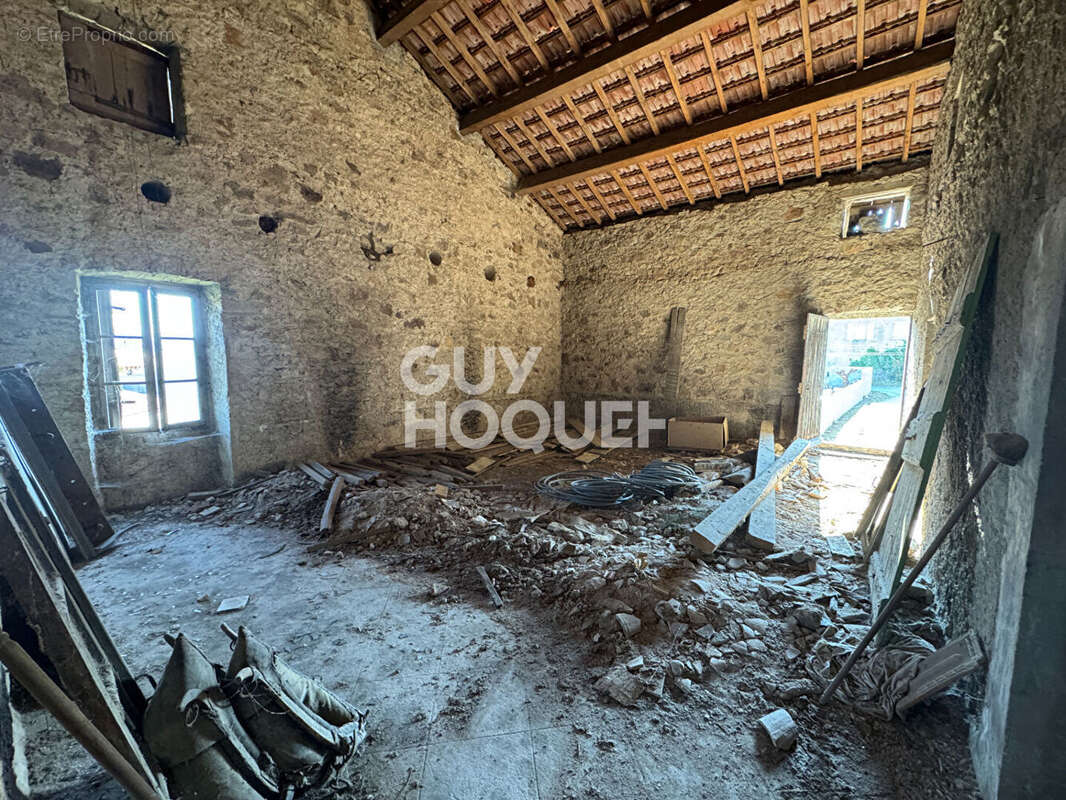 Maison à LACHAPELLE-SOUS-AUBENAS