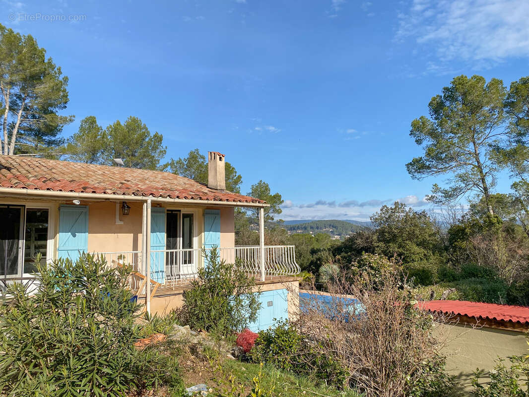 Maison à LORGUES
