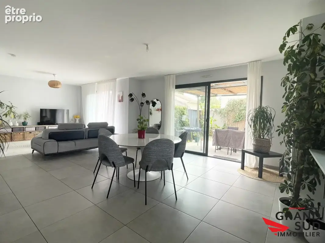Photo Maison à Leognan au prix de 395 000€