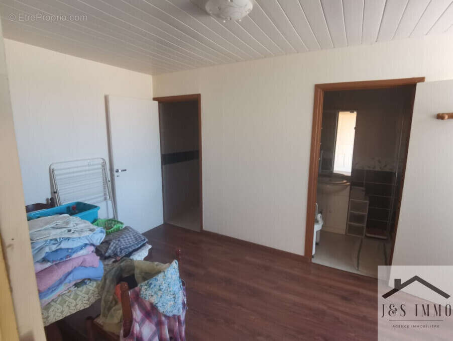 Maison à CHASSENEUIL-SUR-BONNIEURE