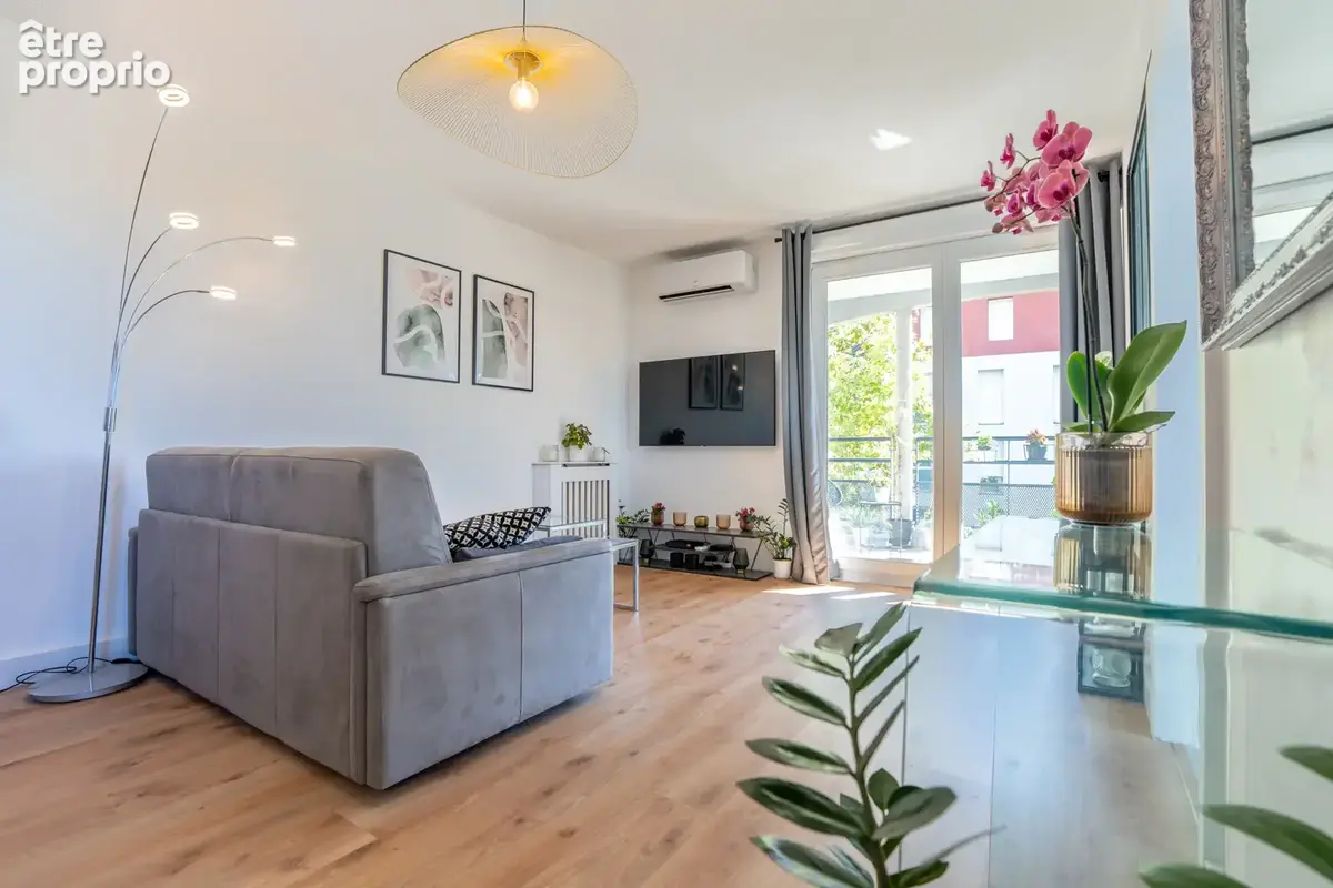 Appartement T2 Port Marianne vue Nouvelle Mairie vendu meublé - photo 12