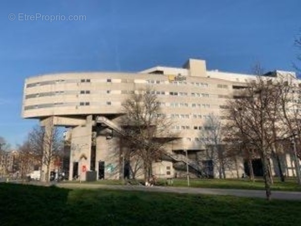 Appartement à PARIS-19E