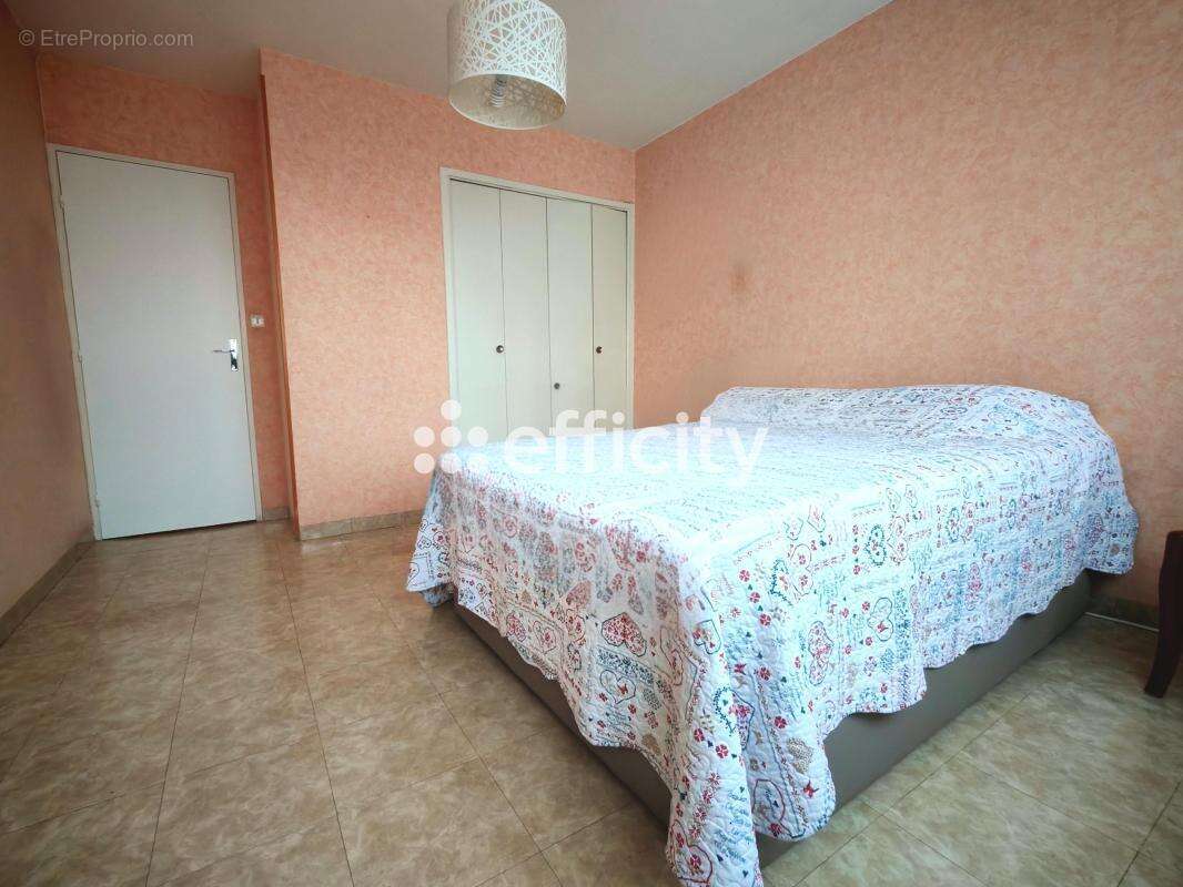 Appartement à SALON-DE-PROVENCE