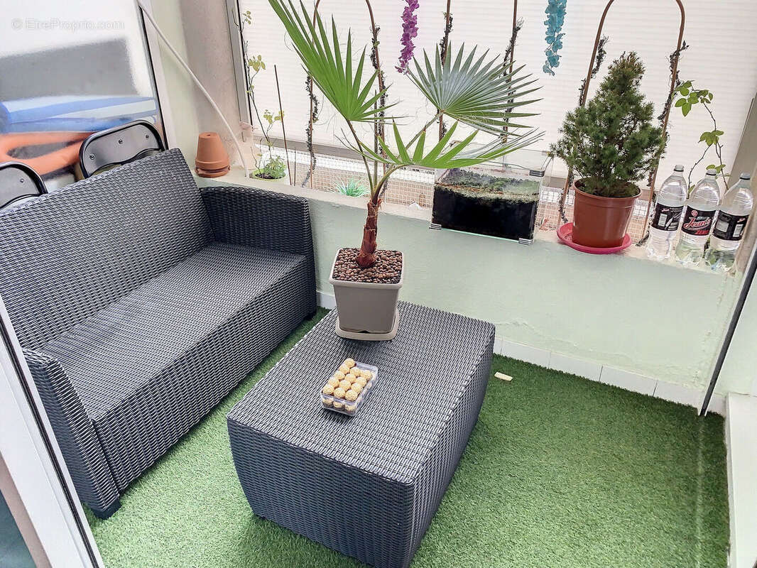 Appartement à VALLAURIS