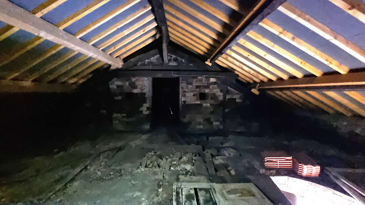 Maison à CHATENAY-SUR-SEINE