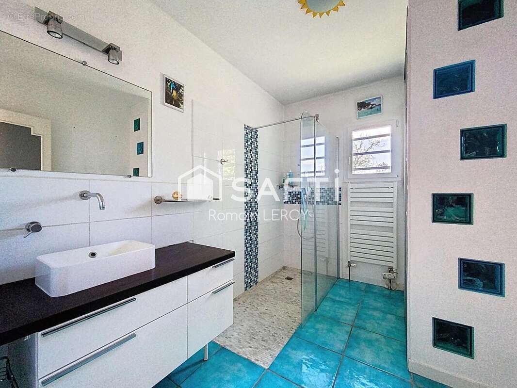 Photo 8 - Maison à CARBON-BLANC