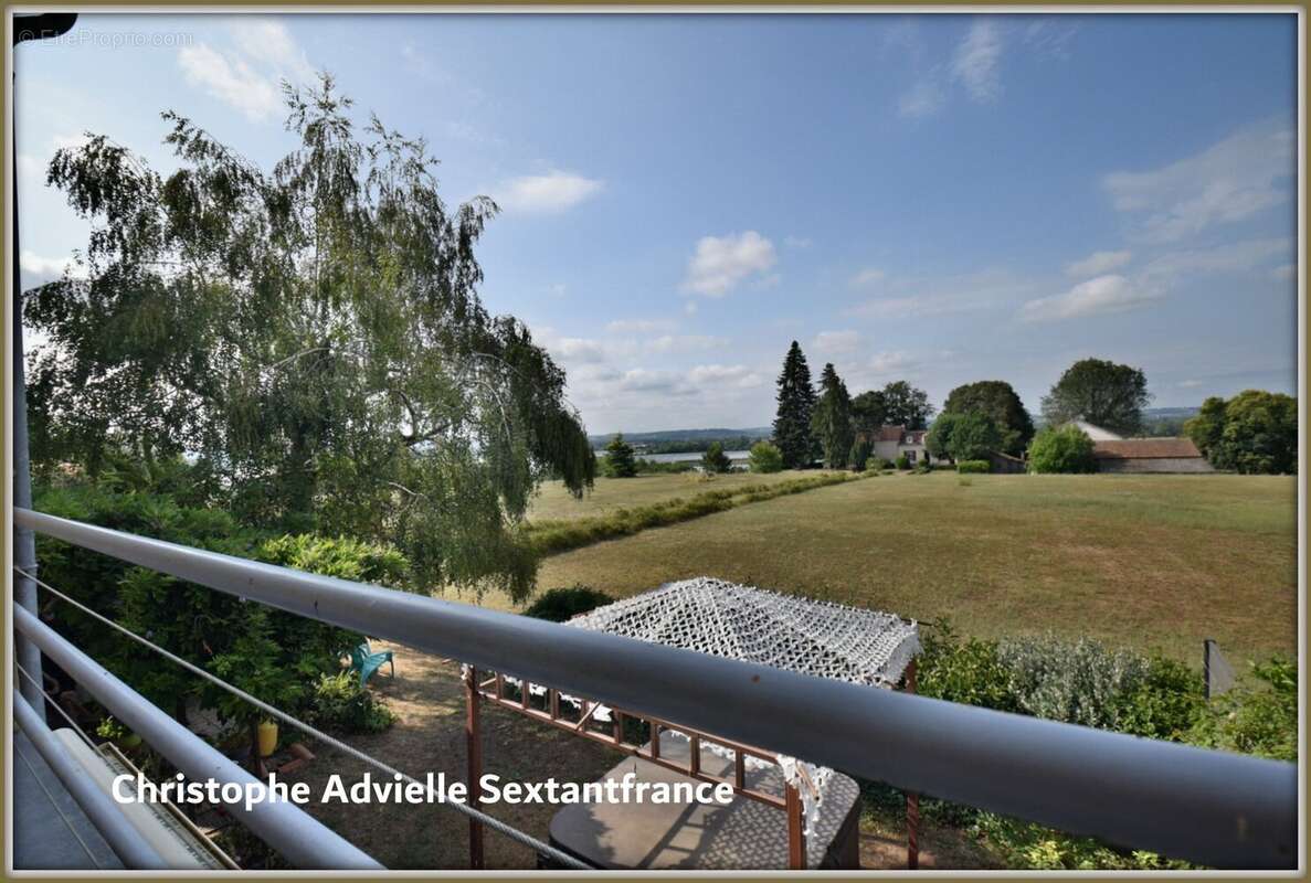 Grande maison bourgeoise et son studio indépendant au coeur d'un village avec services - photo 15