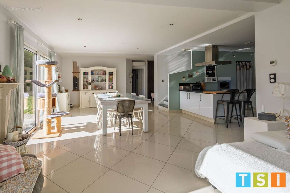 Maison à MARTRES-TOLOSANE