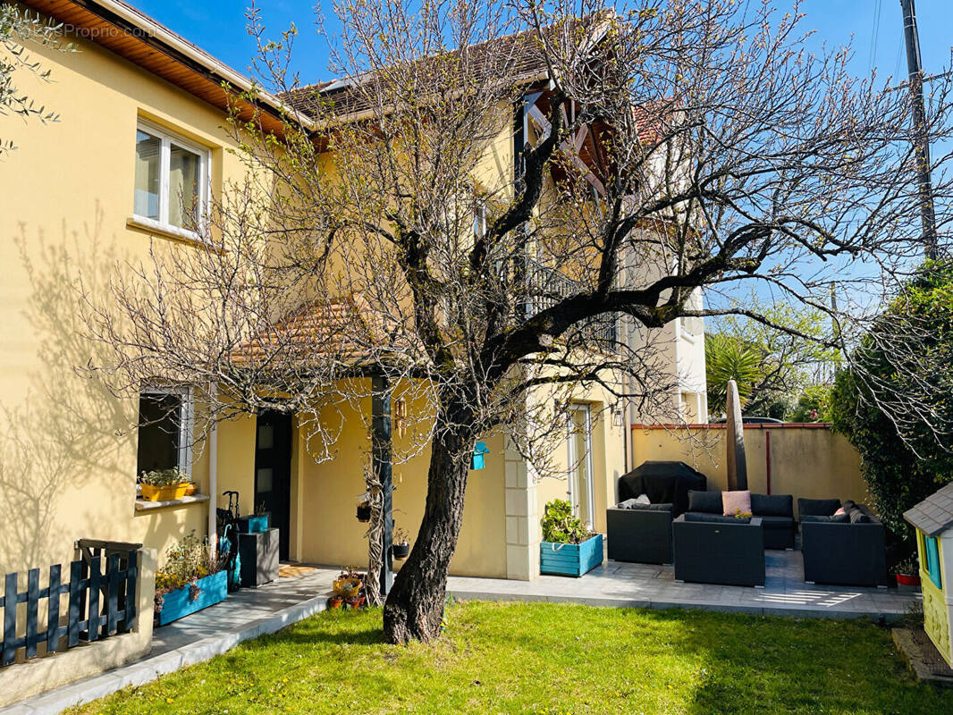 Maison à BEZONS