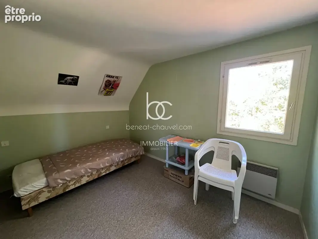 SARZEAU GOLFE - Maison familiale à vendre à BRILLAC  5 chambres et combles aménagés - photo 10