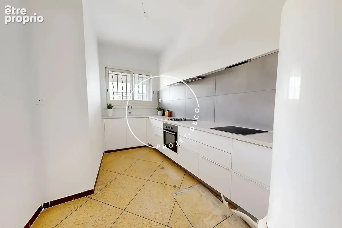 A vendre - Appartement T3 avec Balcon au calme absolu  et Vue Colline ? Parc Sévigné, Marseille 13009 - photo 5