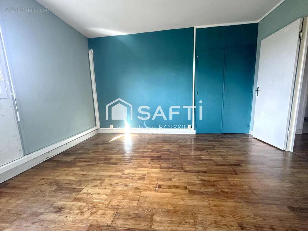 Photo 9 - Appartement à BAGNOLS-SUR-CEZE