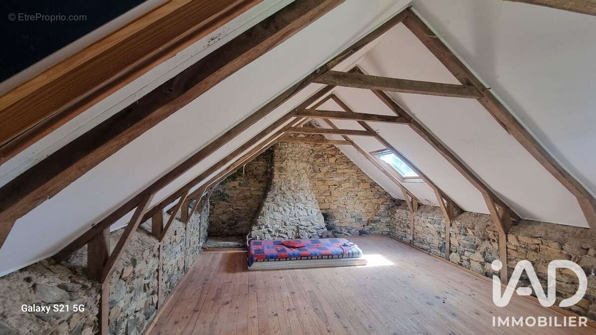 Maison 160 m² à Tremouille-Saint-Loup  - photo 5
